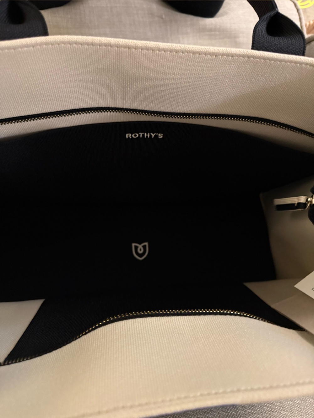 New Rothy’s The Classic Tote Luna MSRP $279 - Picture 3 of 5